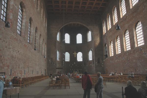 Trier, Basilica, Interior