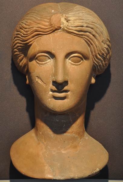 Olynthus, Clay portrait of a lady
