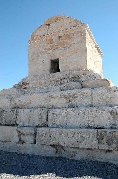 Psargadae, Tomb of Cyrus (3)