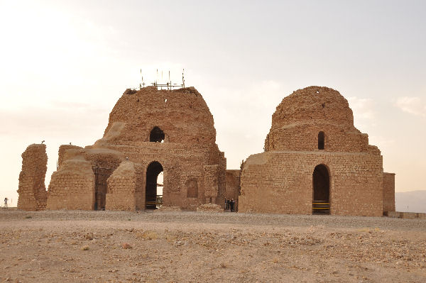 Sarvestan from the east