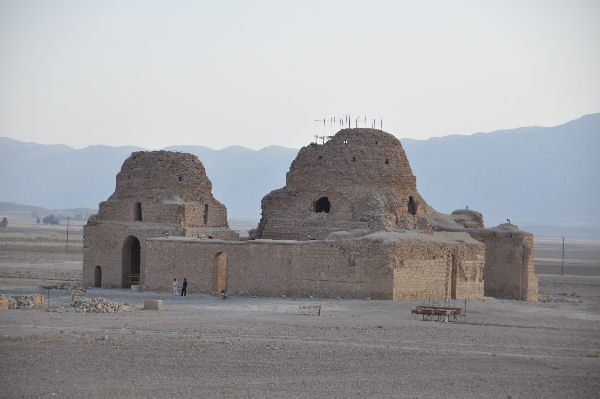 Sarvestan from the north