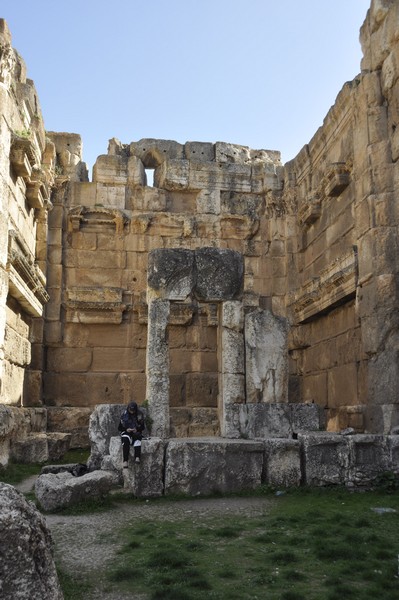 Baalbek, Temple of Jupiter, Propylaea (2)