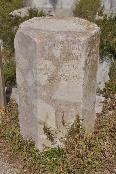 Tyre, City, Hexagonal inscription of Antoninus