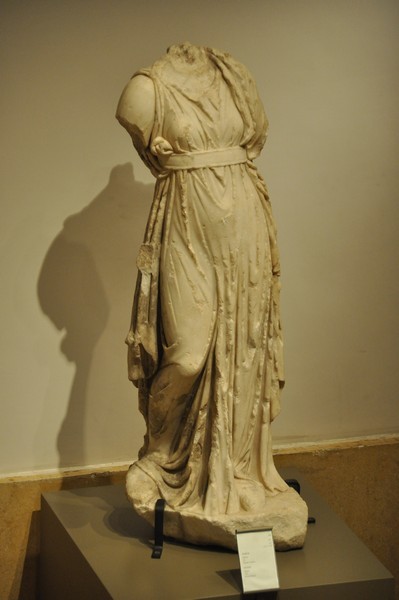 Tyre, Statue of a female deity