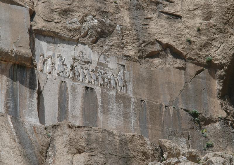 Behistun, Darius' relief and inscription