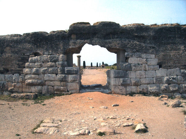 Emporiae, Roman town, wall, gate