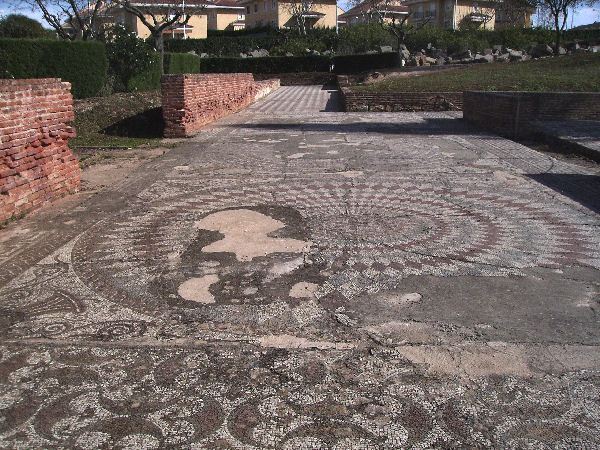 Augusta Emerita, House of the Amphitheater, Spiral mosaic