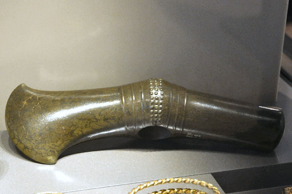 Troy II, Priam's Treasure, axe (replica)