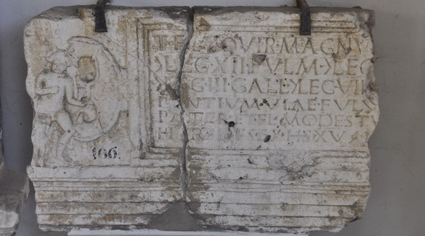 Aquincum, Tombstone of T. Flavius Magnus