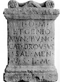 Inscription mentioning the  Mun[icipium] Tung[rorum]