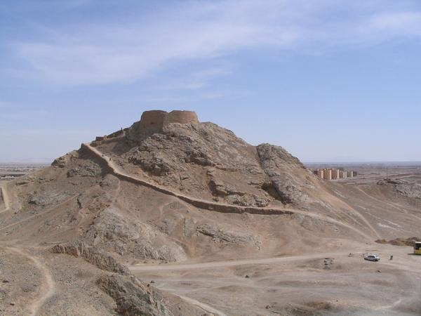 Yazd, Southeastern "tower of silence" (1)
