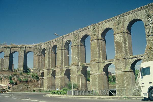 Nepete, Aqueduct
