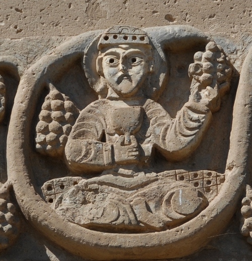 Akdamar, Relief of a drunken Noah