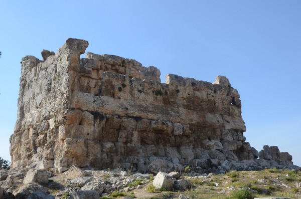 Majdel Anjar, Southeast view of the temple