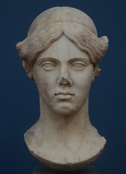 Syracuse, Portrait of a Flavian lady