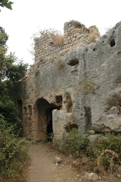 Seleucia in Pieria, Rock tombs (2)