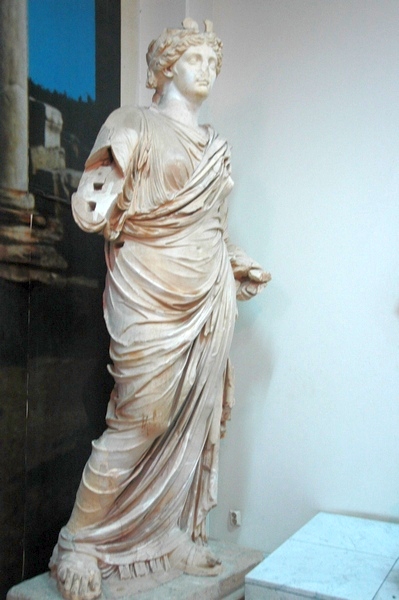 Lepcis, Theater, statue of Livia