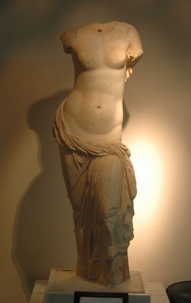 Lepcis, Theater, Statue of Venus (3)