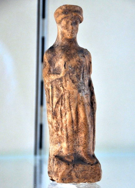 Kition, Figurine of a woman