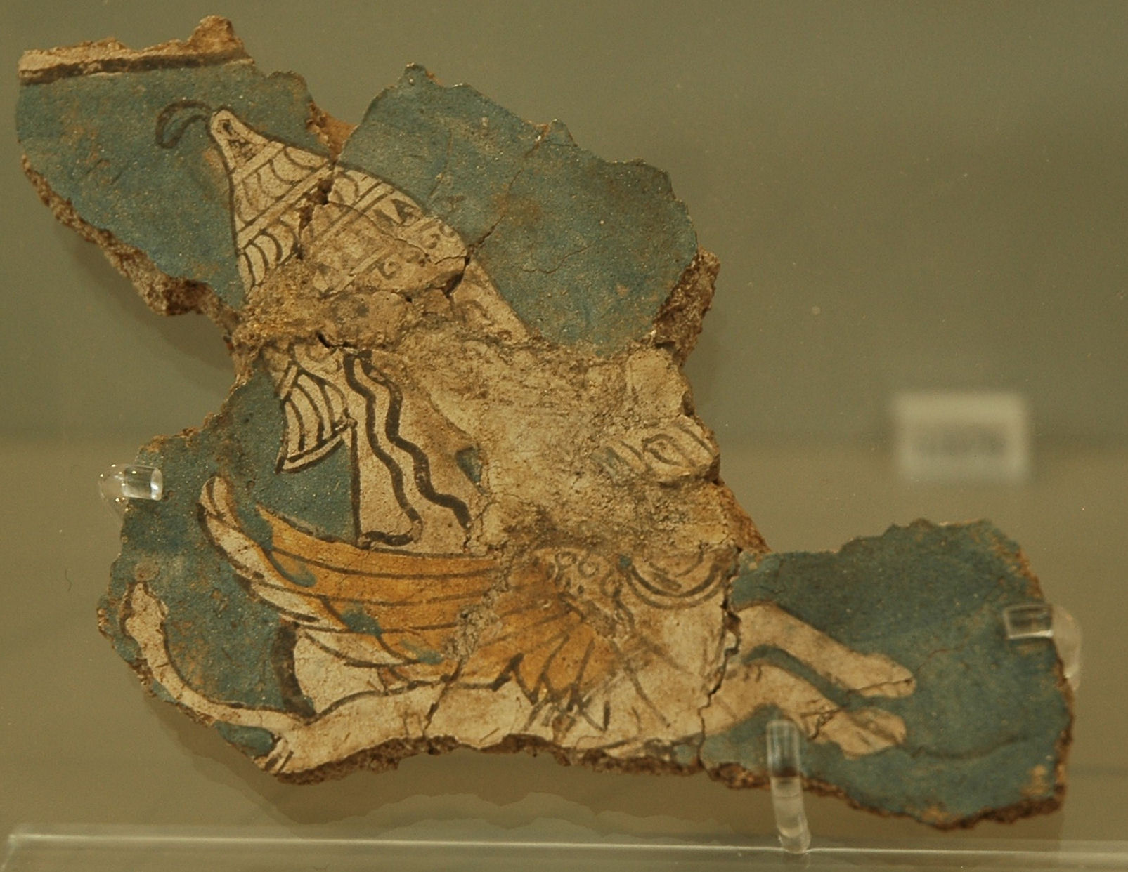 Mycene, Wall painting of a griffin with a warrior