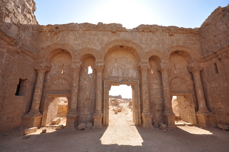 Resafa, North Gate (2)