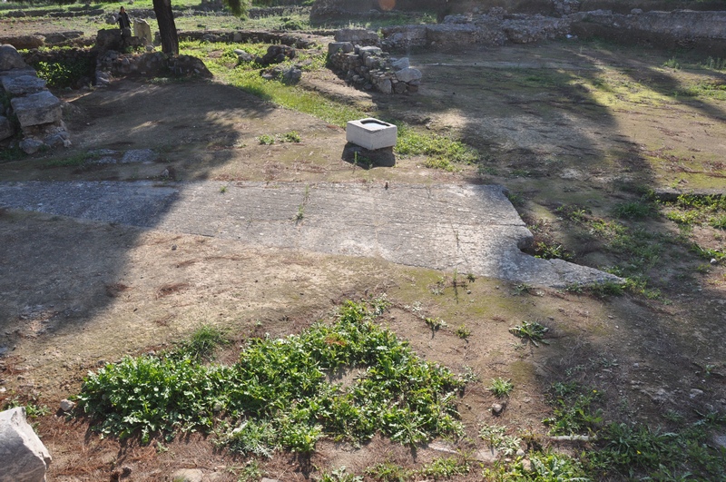 Isthmia, Archaic Stadium, Starting Blocks