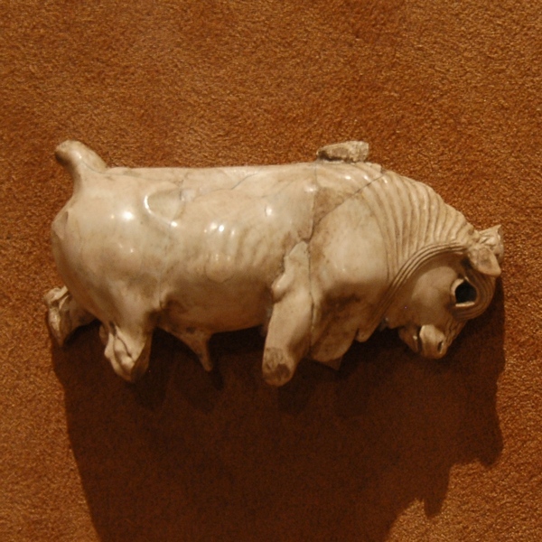 Nimrud, Figurine of a Syrian-style bull