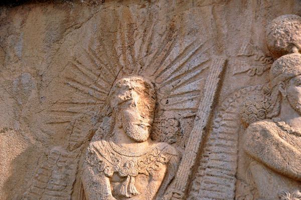Taq-e Bostan, Investiture relief of Shapur II, detail: Mithra