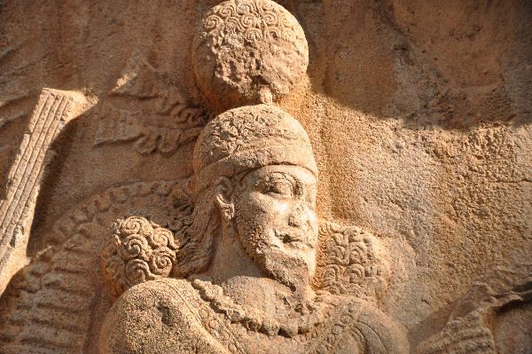 Taq-e Bostan, Investiture relief of Shapur II, detail: Shapur