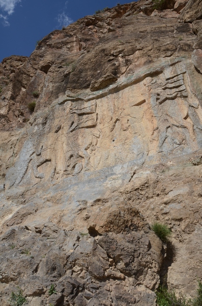 Salmas, Rock relief, seen from below