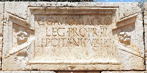 A dedication to Gavius Macer, commander of III Augusta, from Lepcis Magna; it mentions  his propraetorian powers