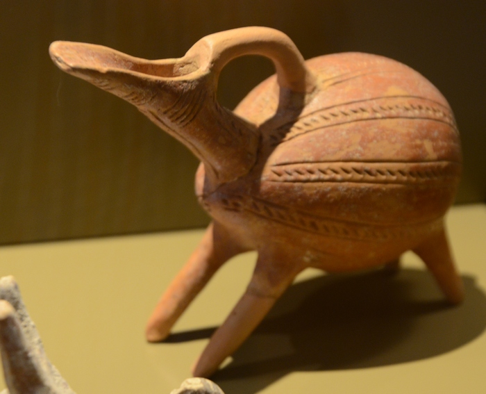 Nicosia, Bird-shaped Askos (Early/Middle Bronze Age)