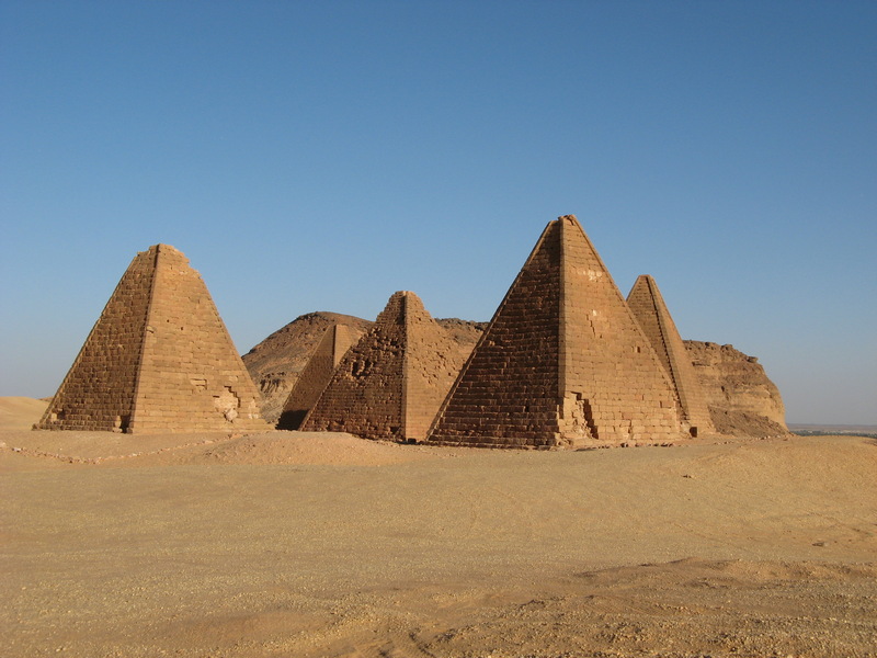 Gebel Barkal, Northern pyramids (1)