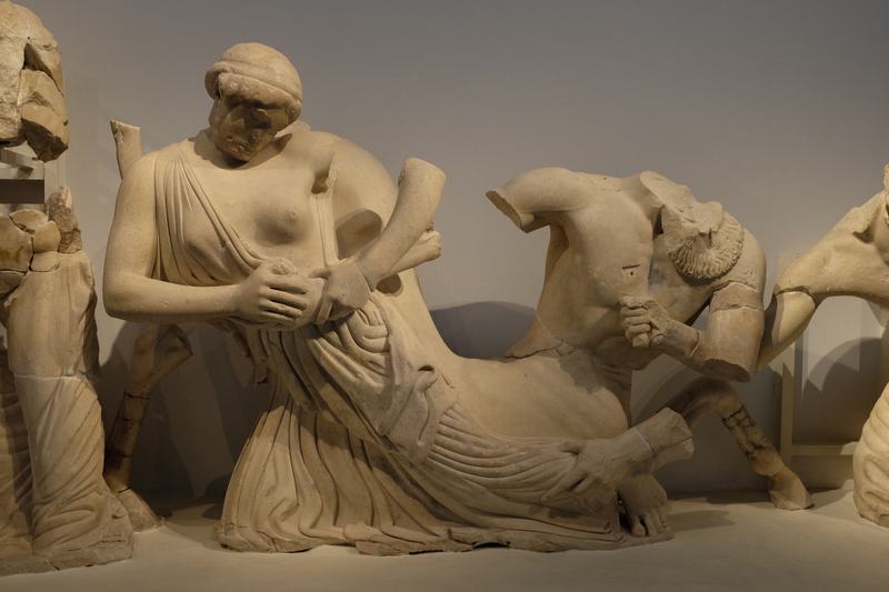 Olympia, Temple of Zeus, West Pediment, Centaurs and Lapiths (2)