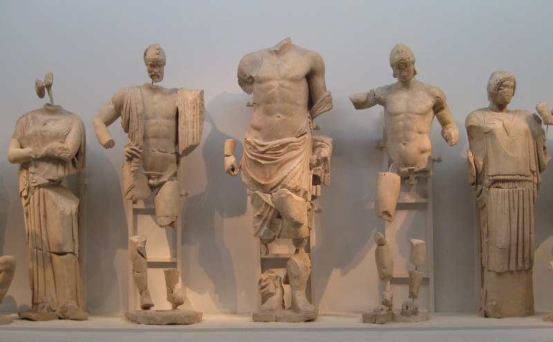 Olympia, Temple of Zeus, East Pediment, Oenomaus, Zeus, and Pelops