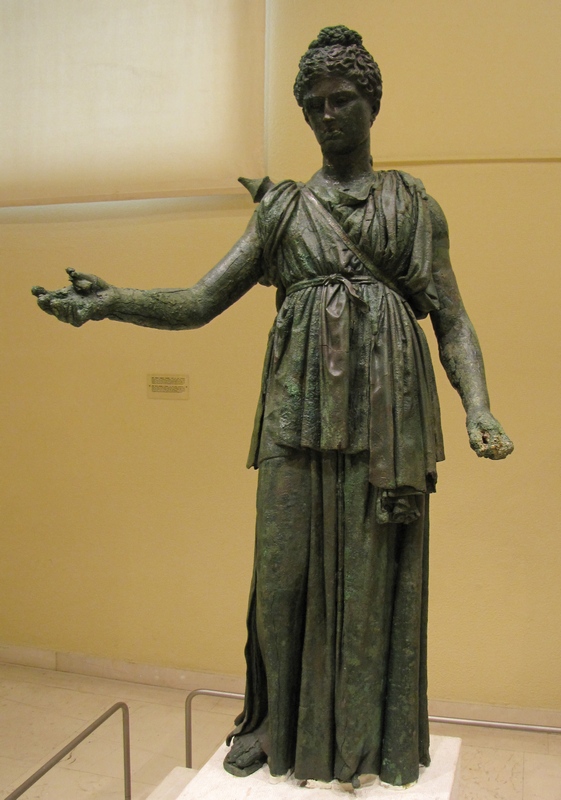 Piraeus, Statue of Artemis (2)