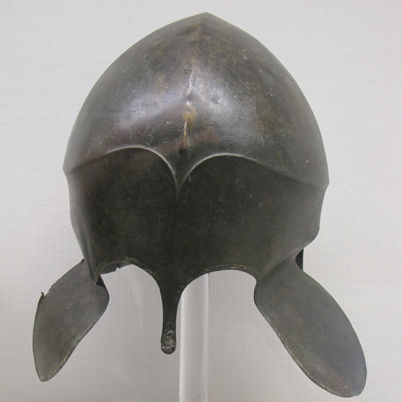 Piraeus, Chalcidian helmet