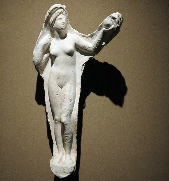 Begram, Aphrodite with the Apple of Discord