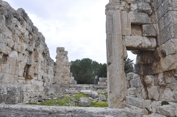 Ain Akrine, temple 1, cella (1)