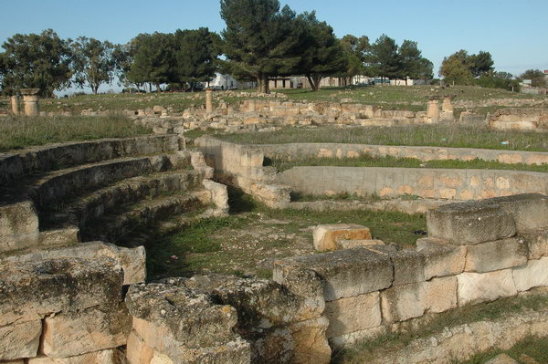Balagrae, Asclepium, Odeon