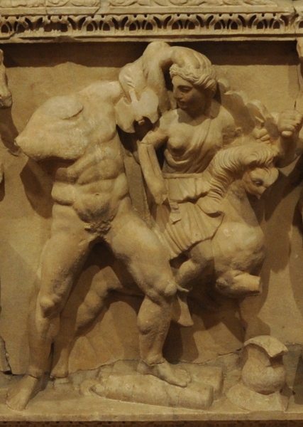 Perge, Heracles sarcophagi 09: Heracles and the Belt of Hippolyte