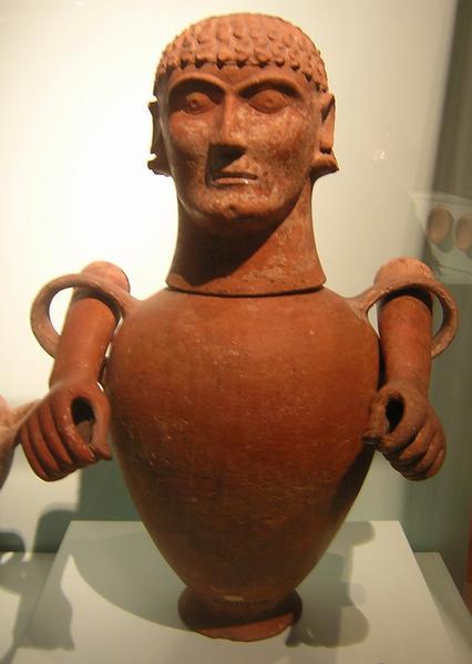 Clusium, Etruscan urn