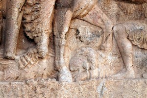 The horse of Shapur tramples Gordianus III (relief at Bishapur)