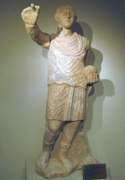 Messene, Statue of Constans