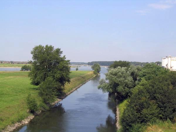 The Lippe, Confluence with the Rhine