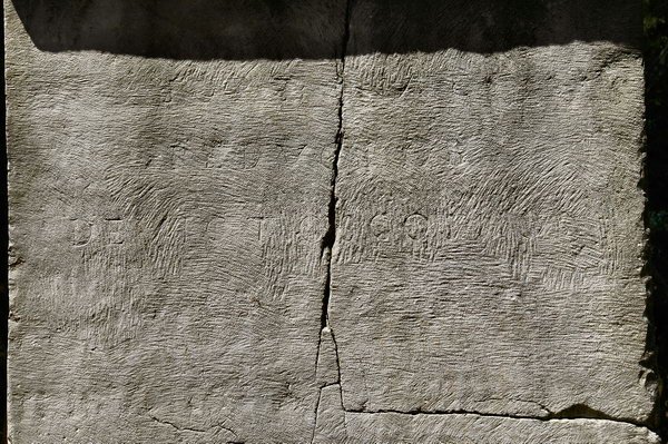 Column of the Goths, inscription (CIL 3, 733)