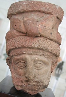 Achaemenid nobleman, late sixth/early fifth century BCE. Archaeological Museum, Tehran (Iran)