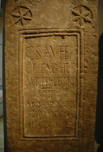 Lincoln, Tombstone of Gaius Saufeius