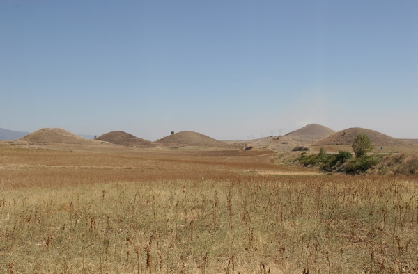 Bin Tepe, general view