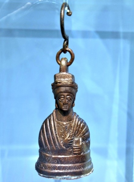 Weight with the portrait of Empress Eudoxia I